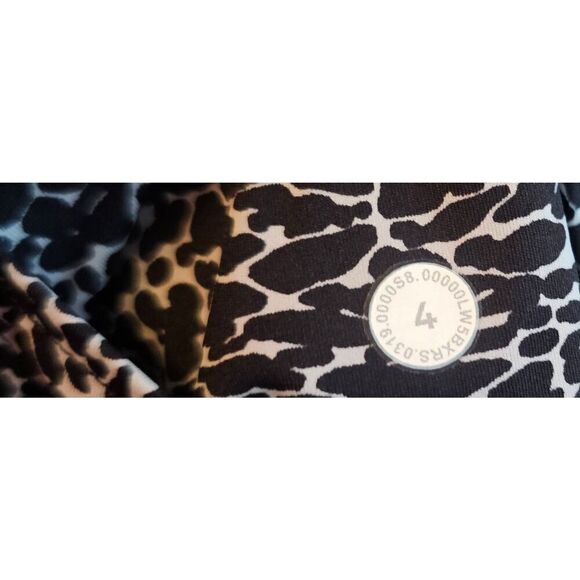 Lululemon Size 4 Fast & Free - Picture 5 of 5